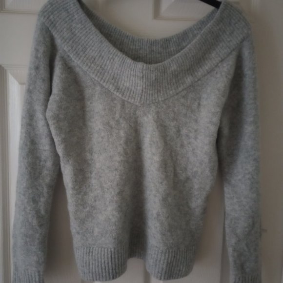 Forever 21 Small Fuzzy Off the Shoulder Sweater Grey Pullover - Picture 8 of 8